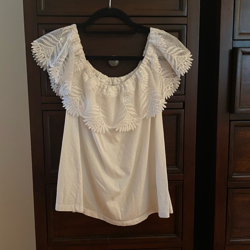 White Lace Off the Shoulder Shirt
